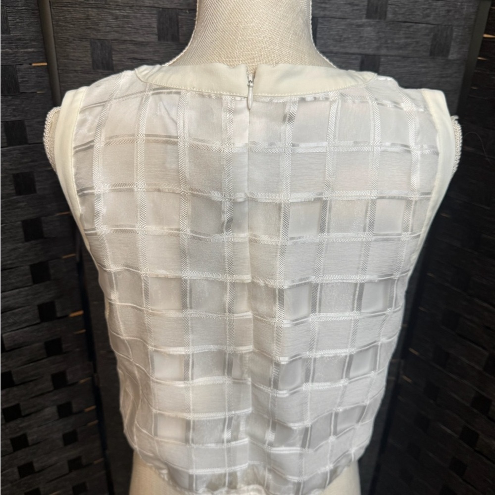 Vintage Bar III White Textured Sleeveless Blouse - Picture 2 of 4